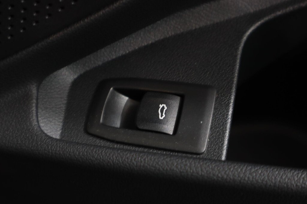 Used BMW 3 Series 2024 for sale - 77111096: Photo 26