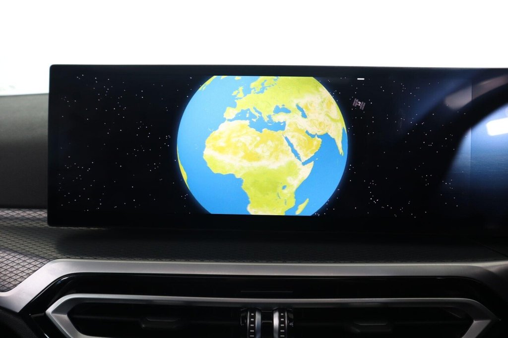 Used BMW 3 Series 2024 for sale - 77111096: Photo 46