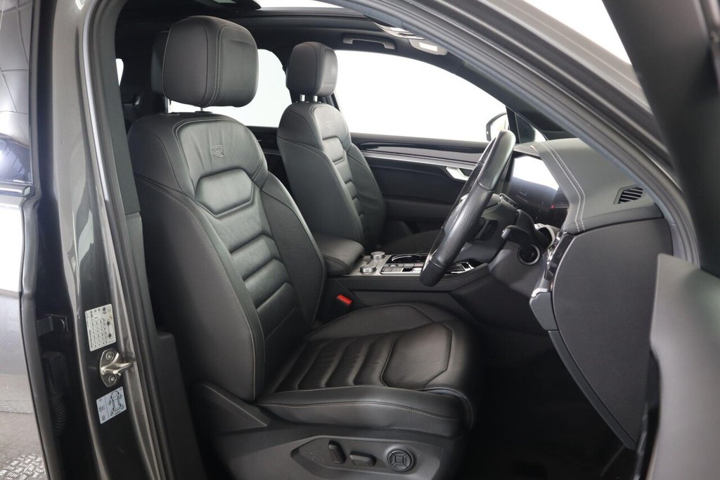 Used Volkswagen Touareg 2023 for sale - 77422465: Photo 13