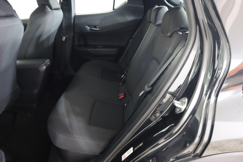Used Toyota C-HR 2023 for sale - 77263673: Photo 16