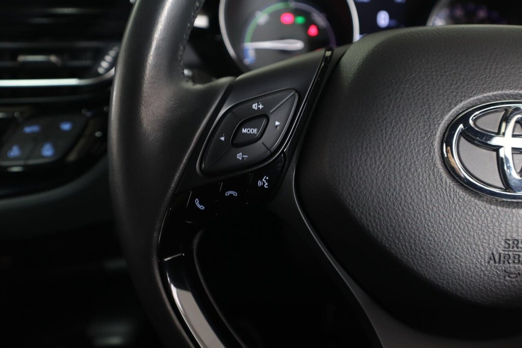 Used Toyota C-HR 2023 for sale - 77263673: Photo 18