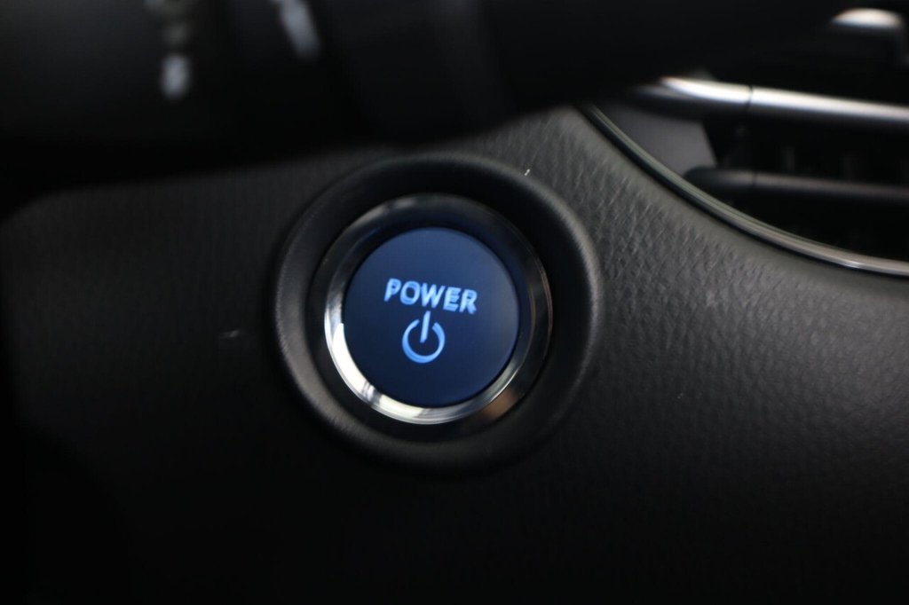 Used Toyota C-HR 2023 for sale - 77263673: Photo 21