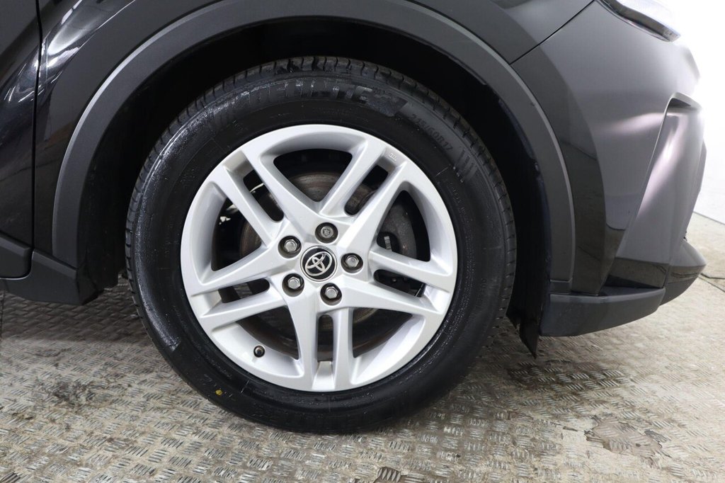 Used Toyota C-HR 2023 for sale - 77263673: Photo 29