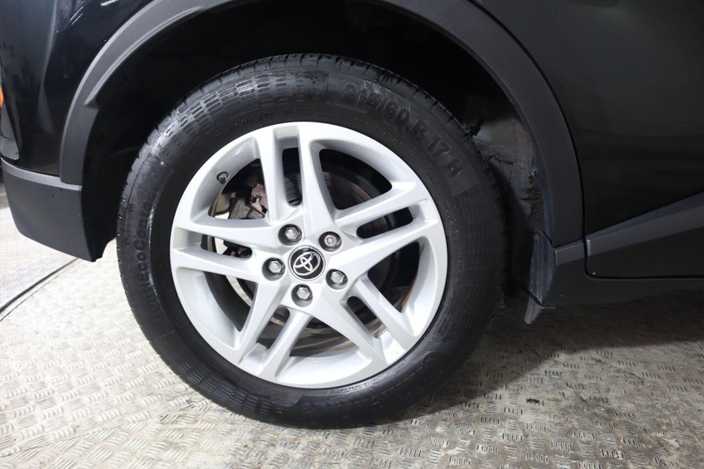 Used Toyota C-HR 2023 for sale - 77263673: Photo 30