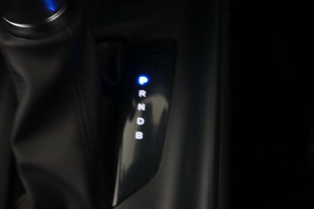 Used Toyota C-HR 2023 for sale - 77263673: Photo 48