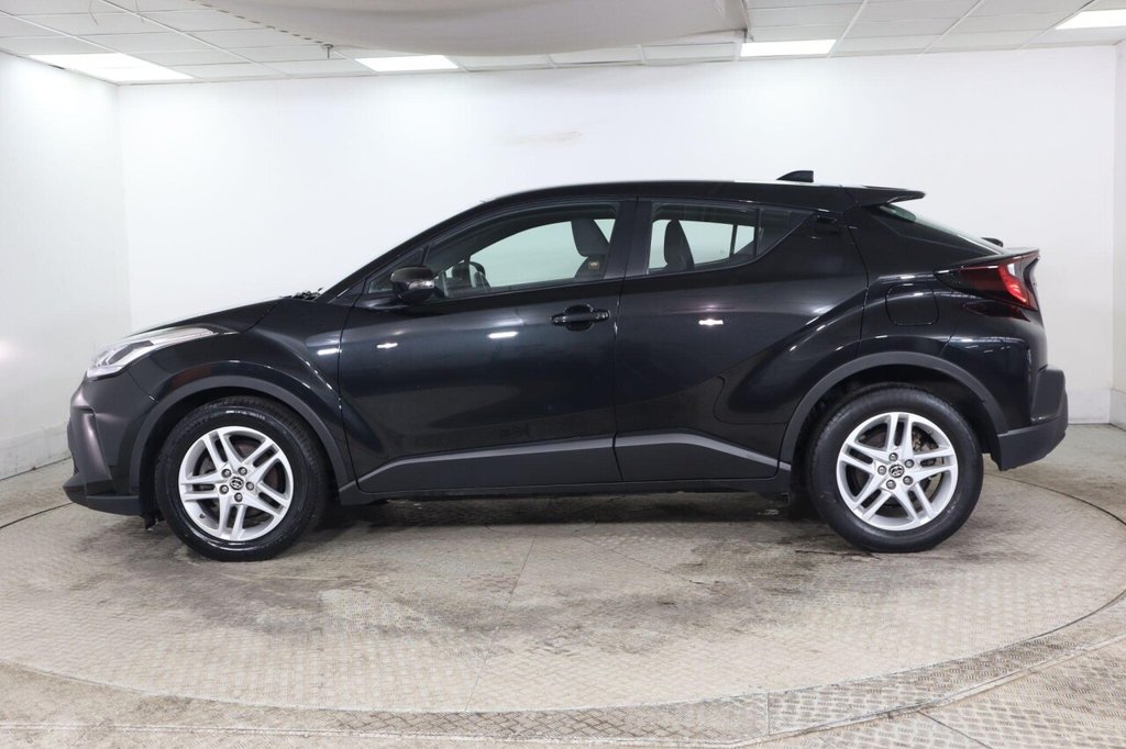 Used Toyota C-HR 2023 for sale - 77263673: Photo 6