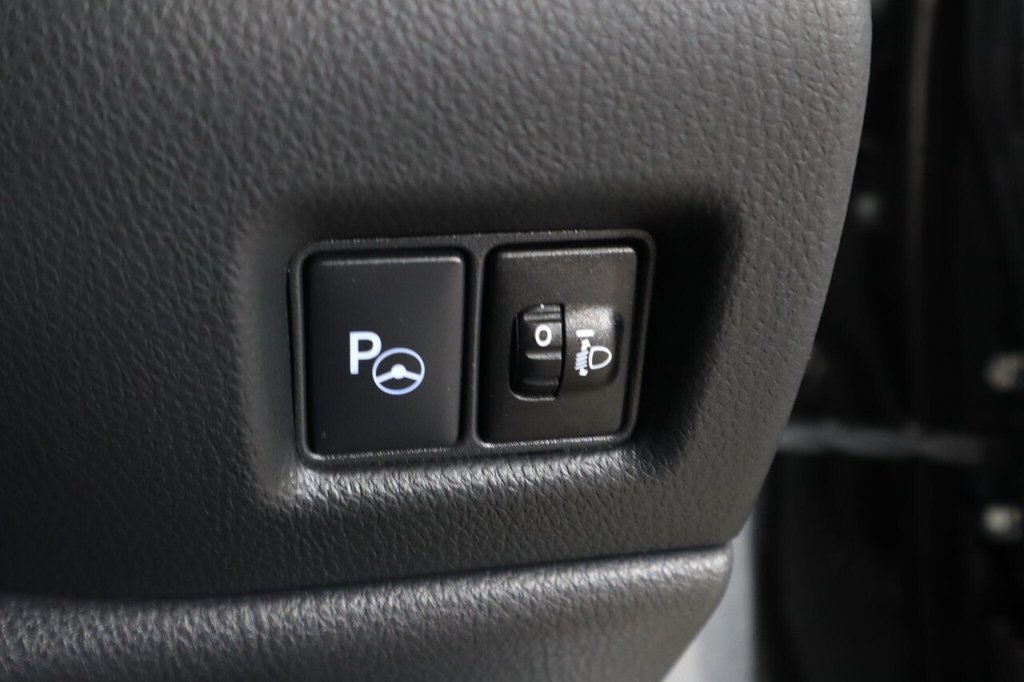 Used Toyota C-HR 2022 for sale - 76686175: Photo 24