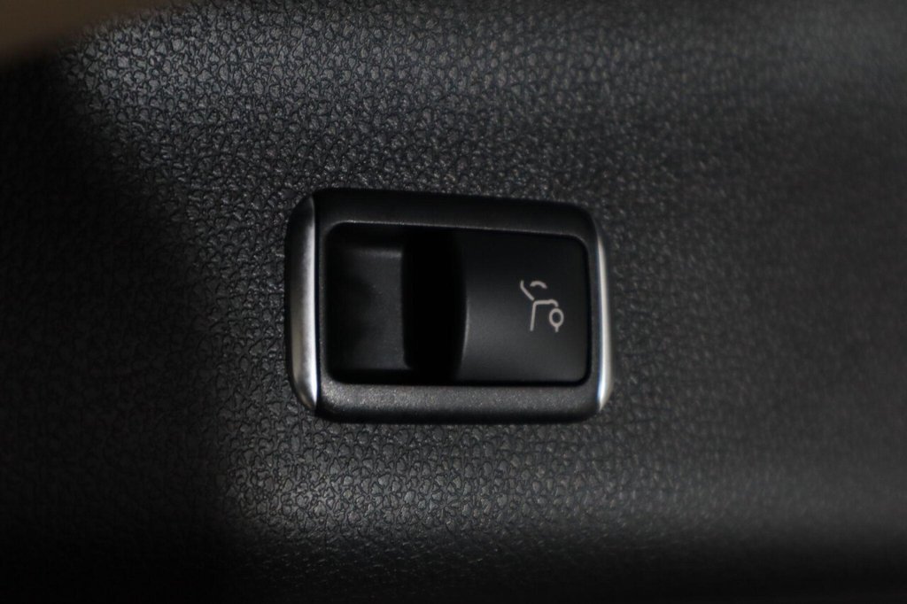 Used Mercedes-Benz GLE 2019 for sale - 76740093: Photo 30