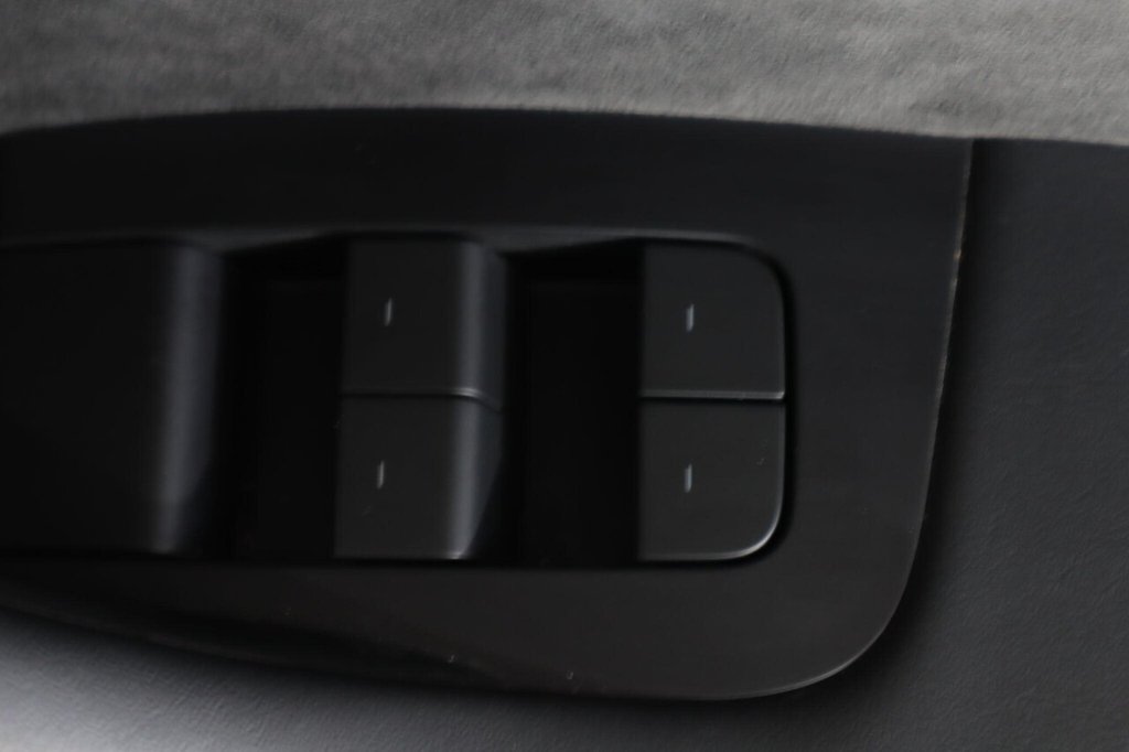 Used Tesla Model 3 2021 for sale - 77133736: Photo 18