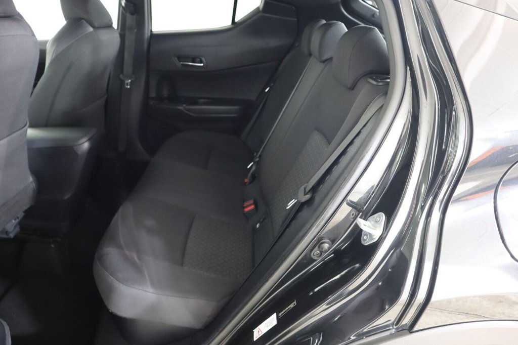 Used Toyota C-HR 2022 for sale - 76820982: Photo 16