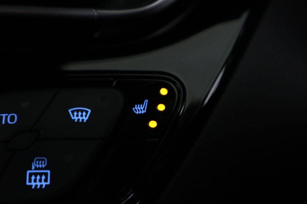 Used Toyota C-HR 2022 for sale - 76820982: Photo 23