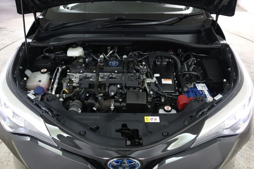 Used Toyota C-HR 2022 for sale - 76820982: Photo 28