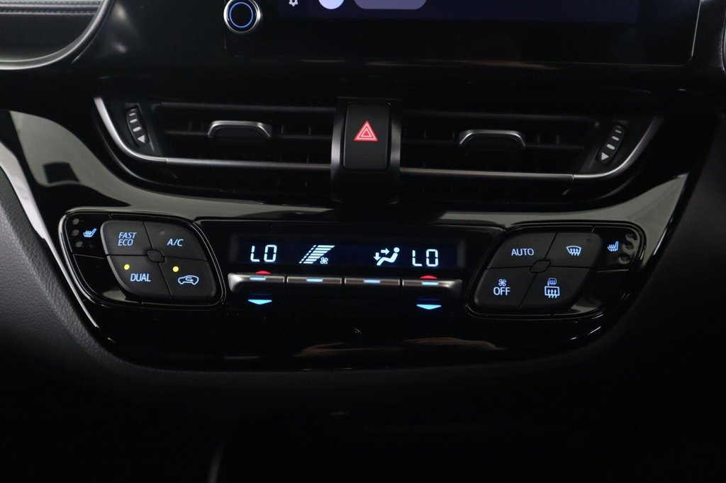 Used Toyota C-HR 2022 for sale - 76820982: Photo 48