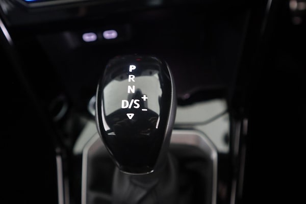 Used Volkswagen T-Roc 2022 for sale - 76185549: Photo 14