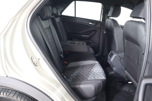 Used Volkswagen T-Roc 2022 for sale - 76185549: Photo 16