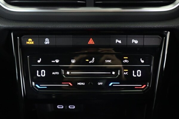 Used Volkswagen T-Roc 2022 for sale - 76185549: Photo 22