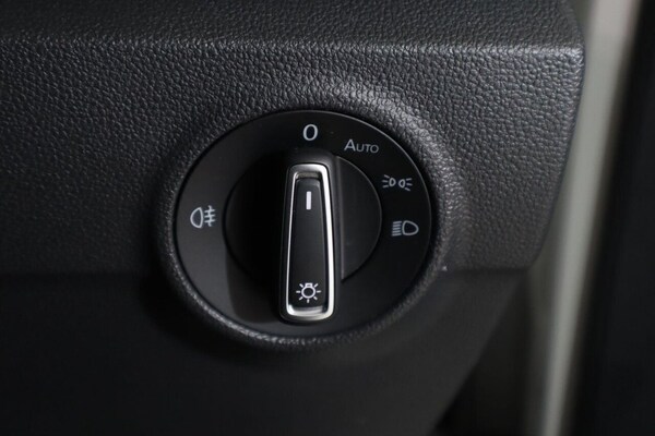 Used Volkswagen T-Roc 2022 for sale - 76185549: Photo 24