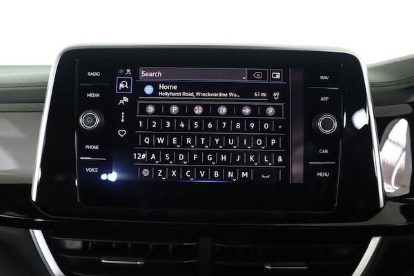 Used Volkswagen T-Roc 2022 for sale - 76185549: Photo 31