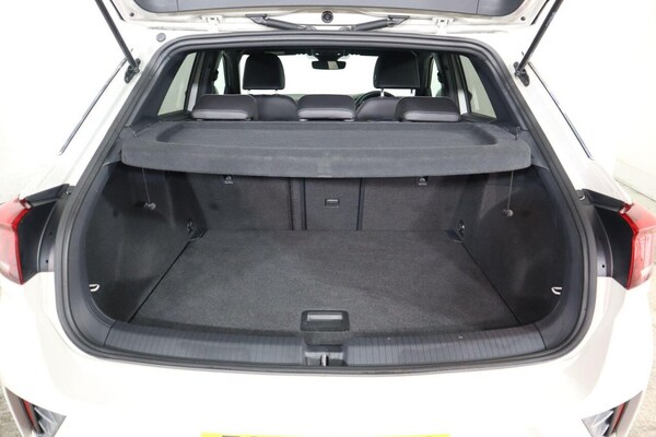 Used Volkswagen T-Roc 2022 for sale - 76185549: Photo 50