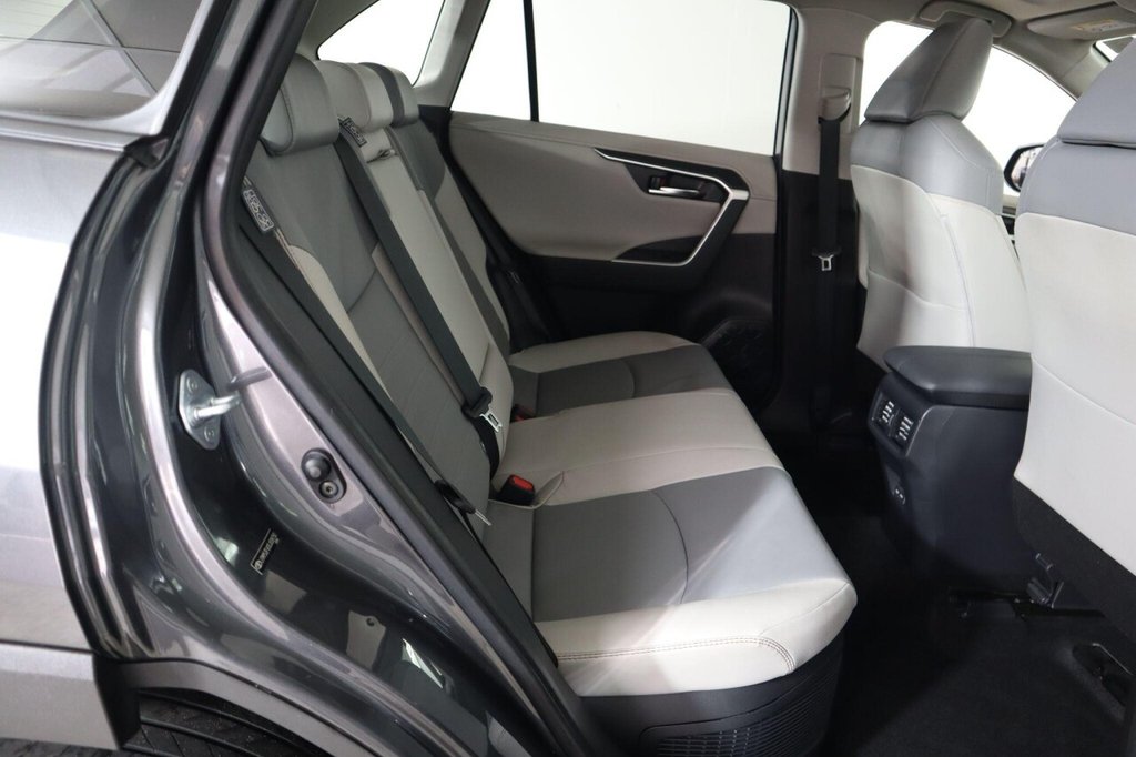 Used Toyota RAV4 2022 for sale - 76148093: Photo 16