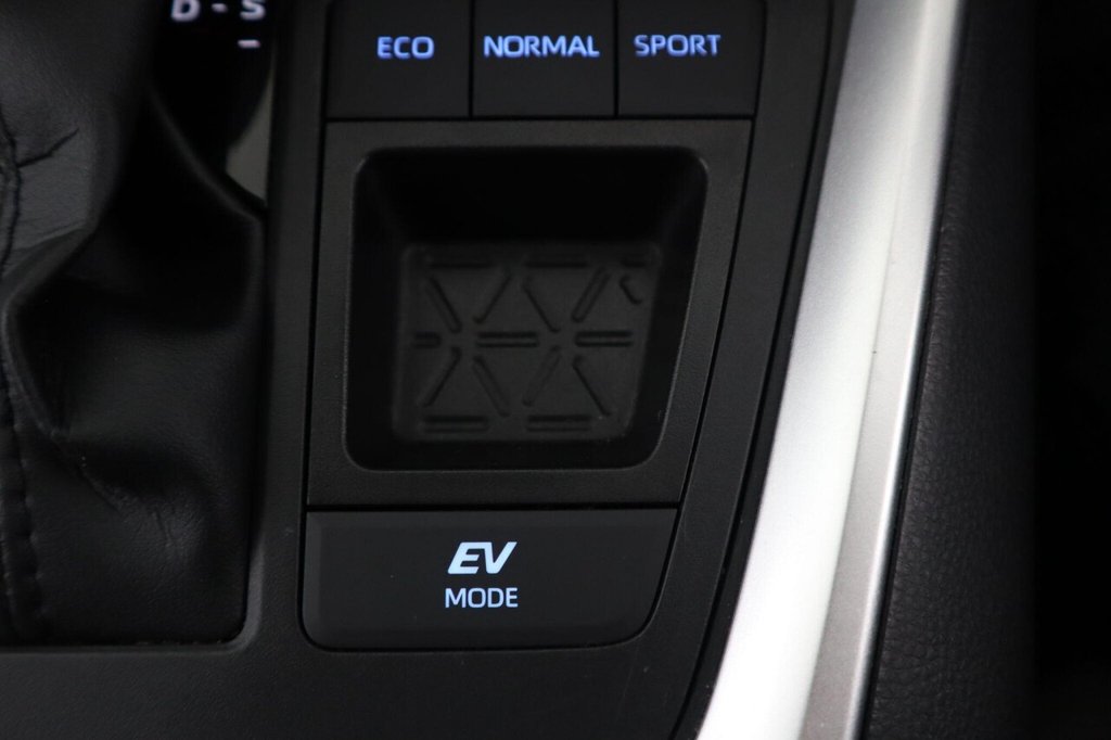 Used Toyota RAV4 2022 for sale - 76148093: Photo 26