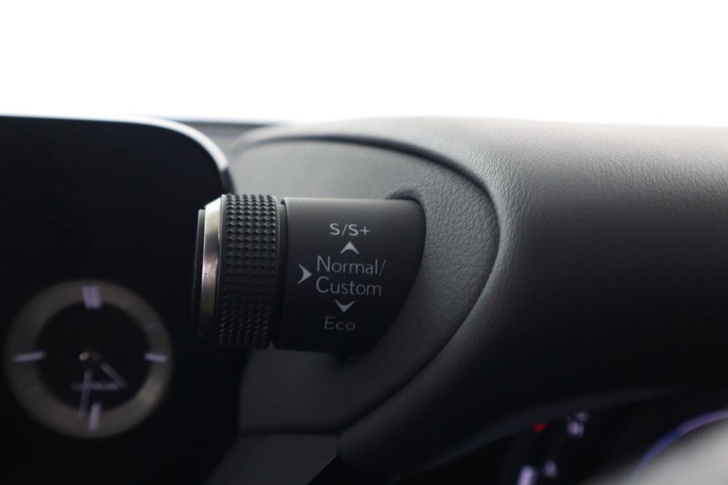 Used Lexus ES 2022 for sale - 76185600: Photo 23