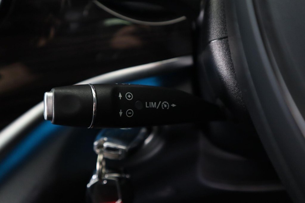 Used Mercedes-Benz V-Class 2020 for sale - 76751334: Photo 24