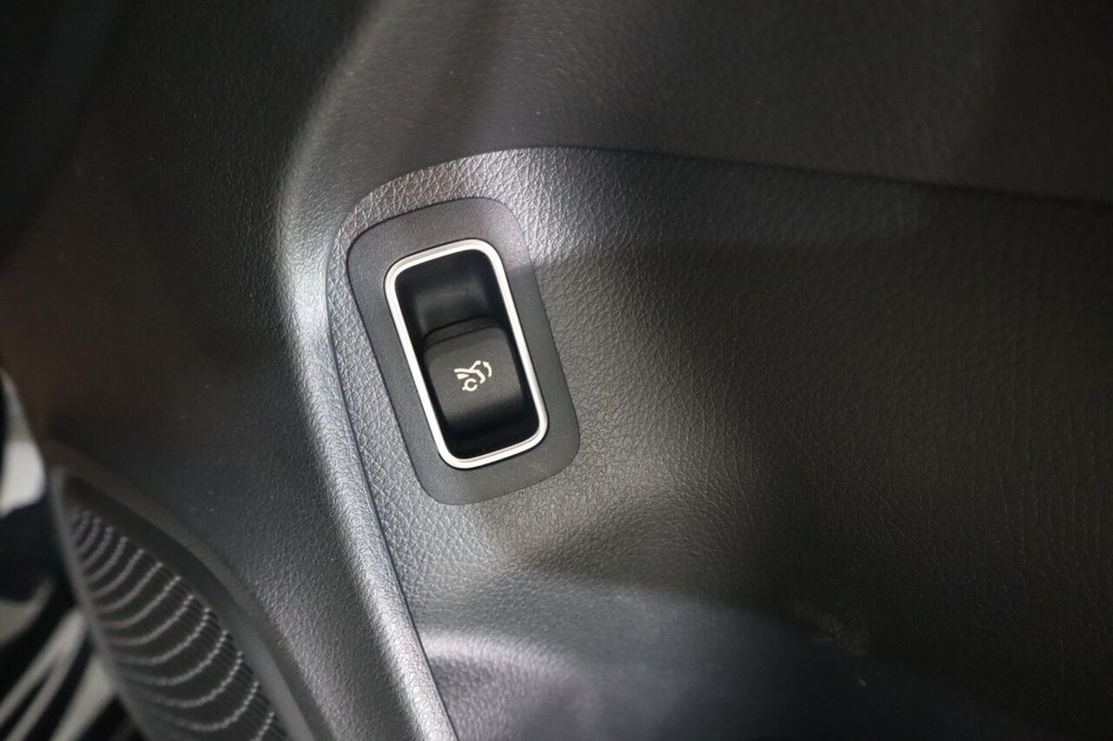 Used Mercedes-Benz CLA 2019 for sale - 76986177: Photo 21