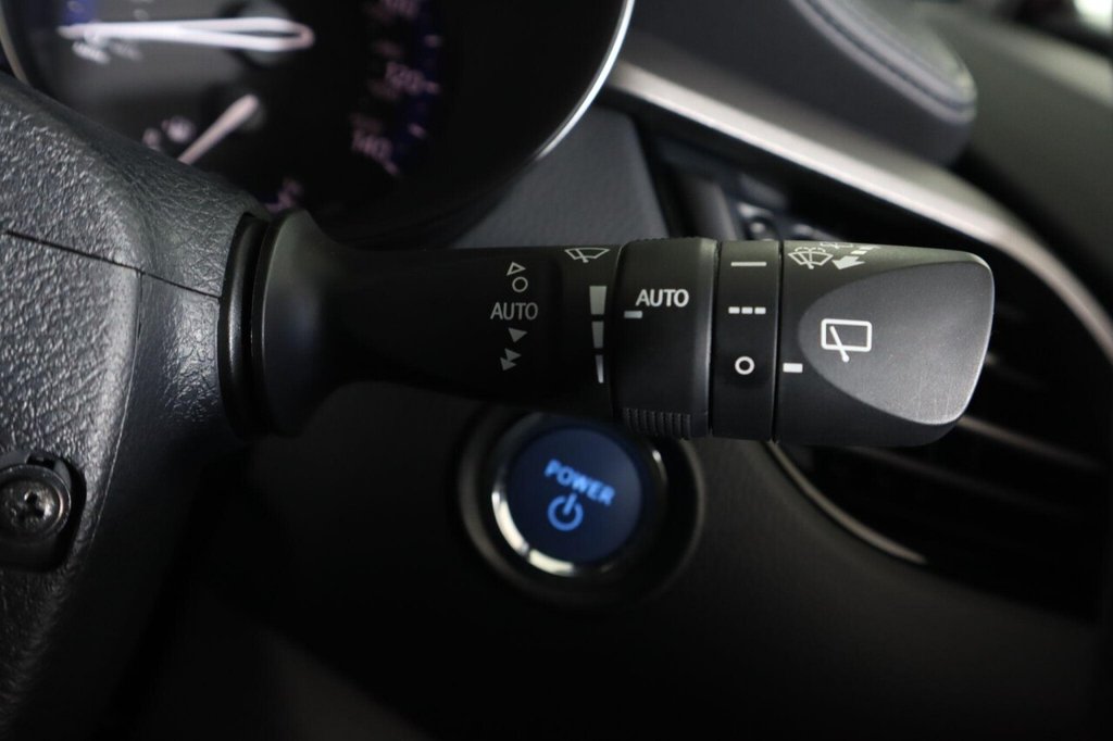 Used Toyota C-HR 2022 for sale - 76632472: Photo 19