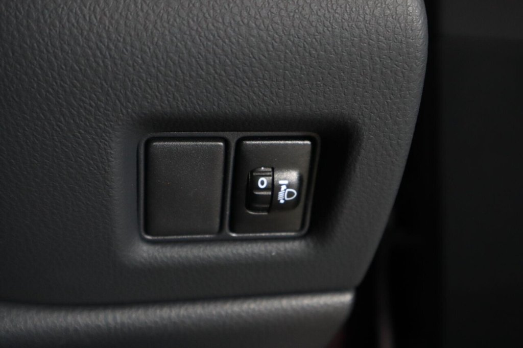 Used Toyota C-HR 2022 for sale - 76632472: Photo 25