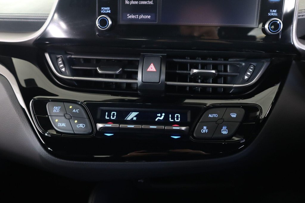 Used Toyota C-HR 2022 for sale - 76632472: Photo 33