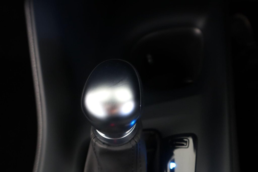 Used Toyota C-HR 2022 for sale - 76632472: Photo 45