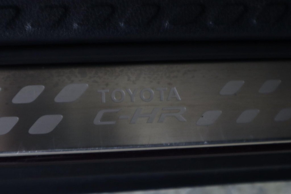 Used Toyota C-HR 2022 for sale - 76632472: Photo 46