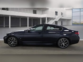 Used BMW 5 Series 2021 for sale - 77609004: Photo