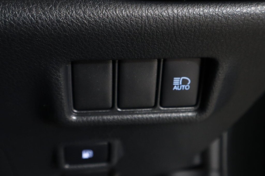 Used Toyota C-HR 2022 for sale - 76406981: Photo 24