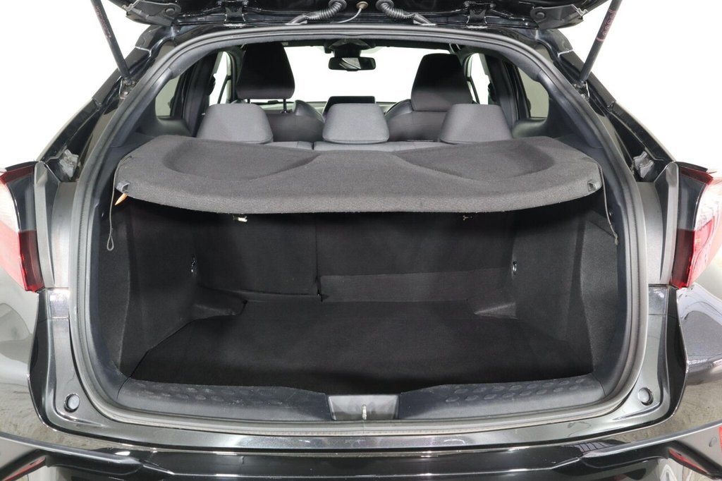 Used Toyota C-HR 2022 for sale - 76406981: Photo 43