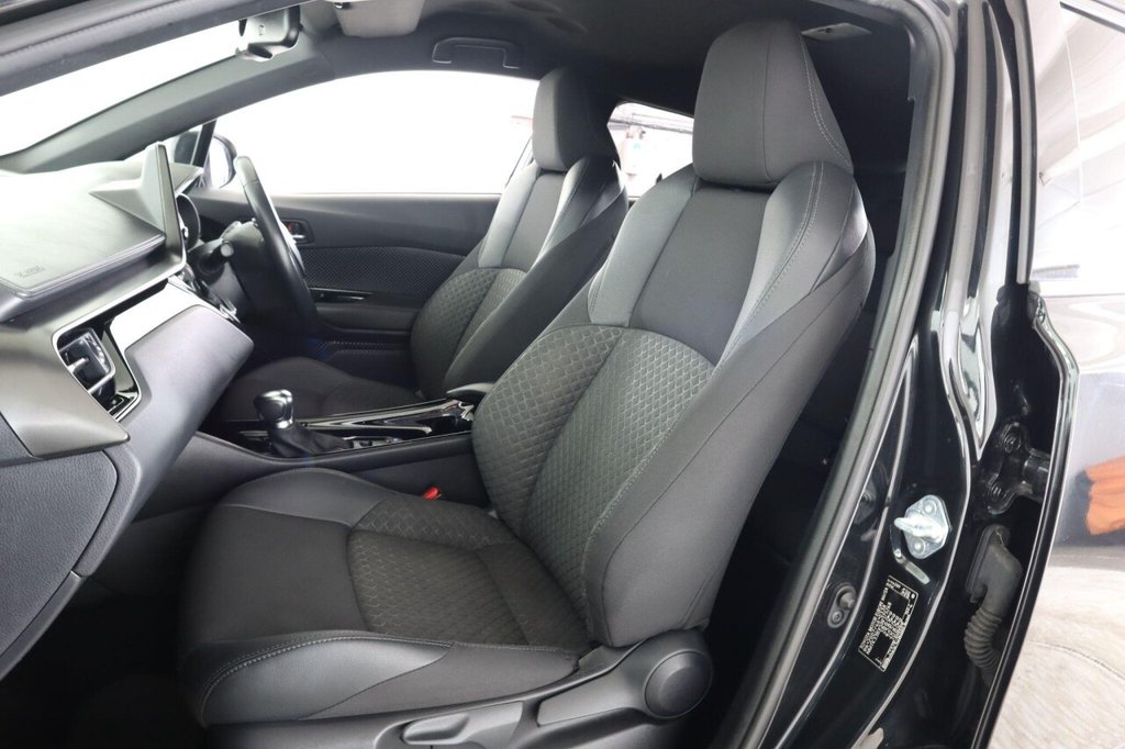 Used Toyota C-HR 2022 for sale - 76406981: Photo 45