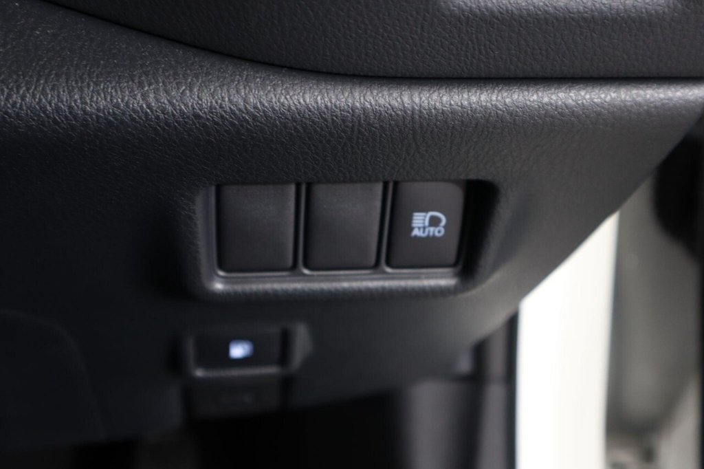 Used Toyota C-HR 2022 for sale - 78056471: Photo 24