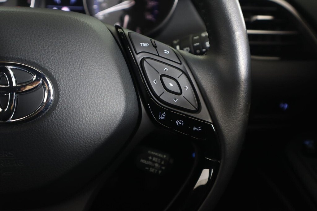 Used Toyota C-HR 2022 for sale - 78056471: Photo 42
