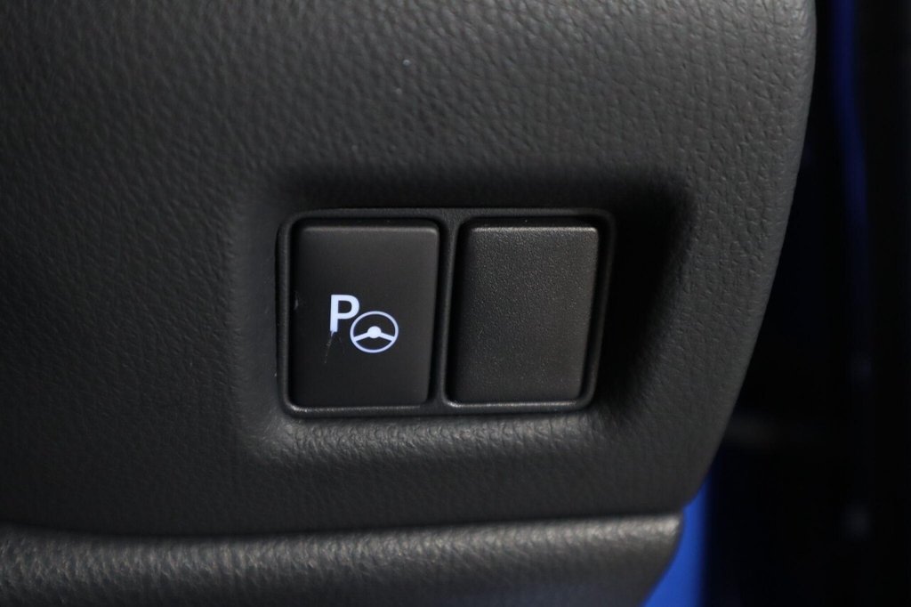 Used Toyota C-HR 2020 for sale - 76119112: Photo 27