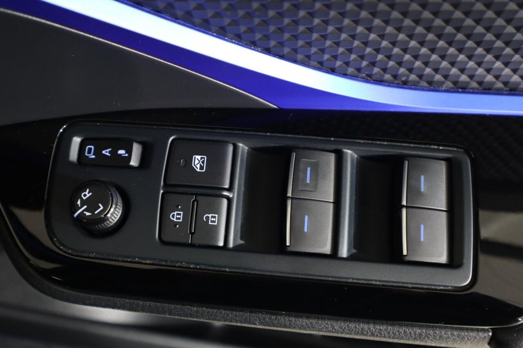 Used Toyota C-HR 2020 for sale - 76119112: Photo 29