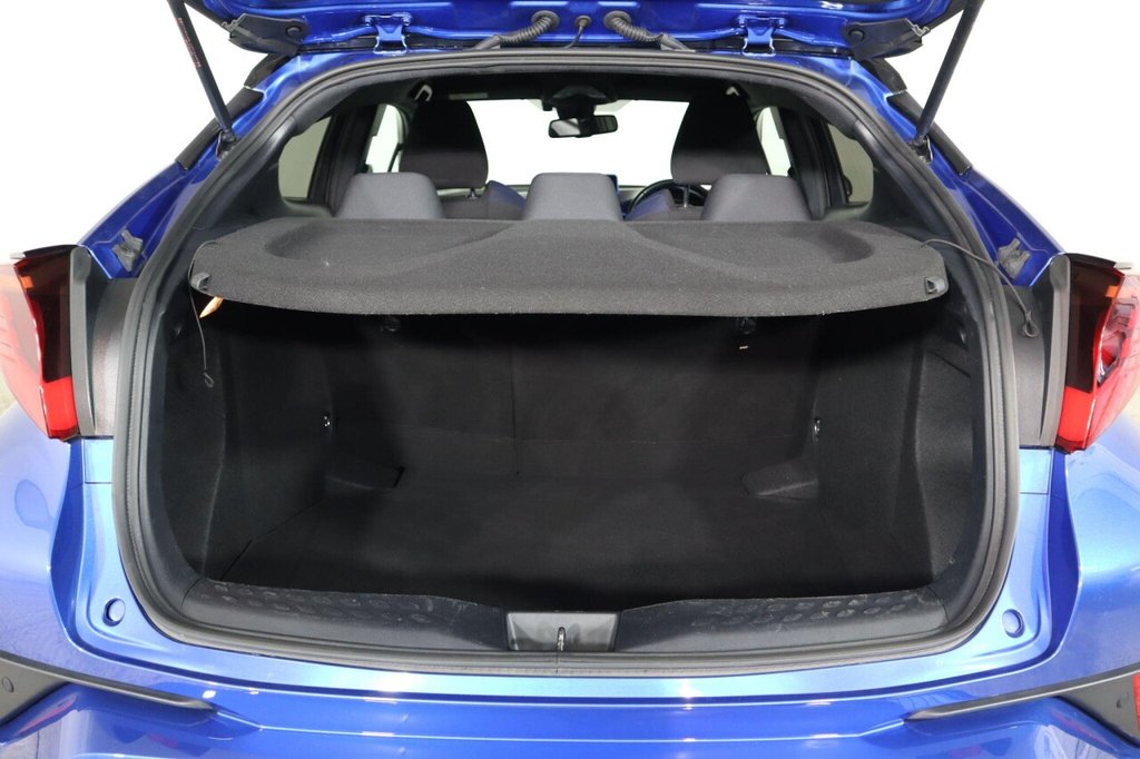 Used Toyota C-HR 2020 for sale - 76119112: Photo 44