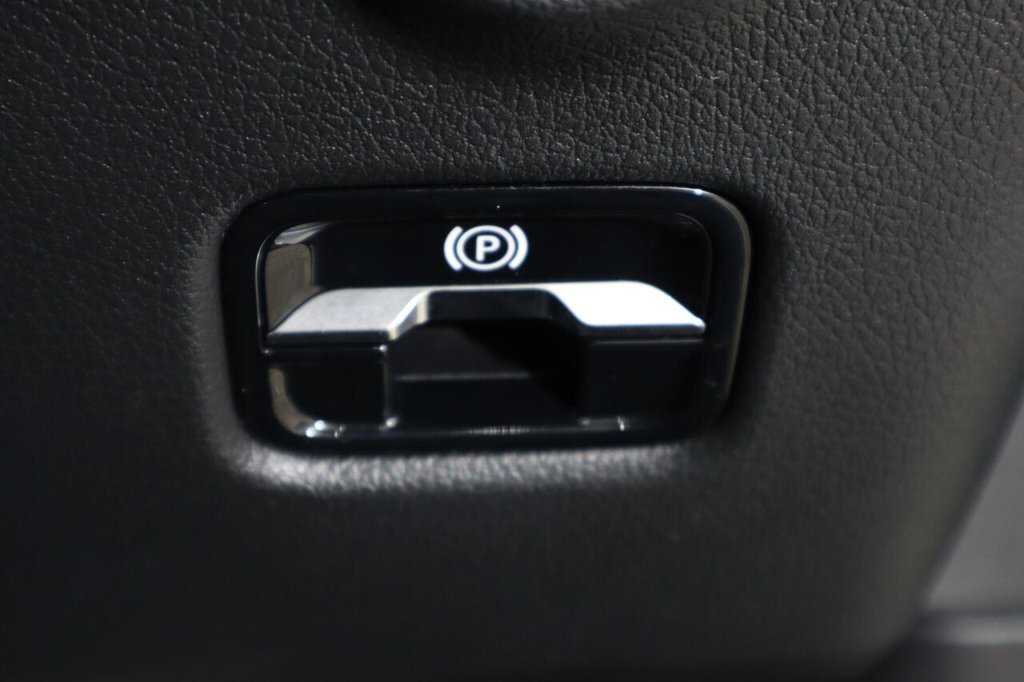 Used Mercedes-Benz C Class 2023 for sale - 76605025: Photo 22