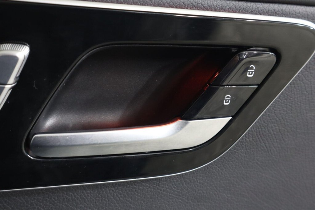 Used Mercedes-Benz C Class 2023 for sale - 76605025: Photo 24