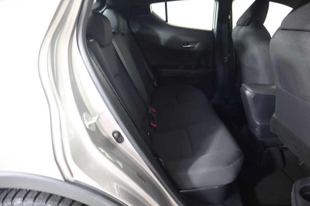 Used Toyota C-HR 2018 for sale - 77953215: Photo 13