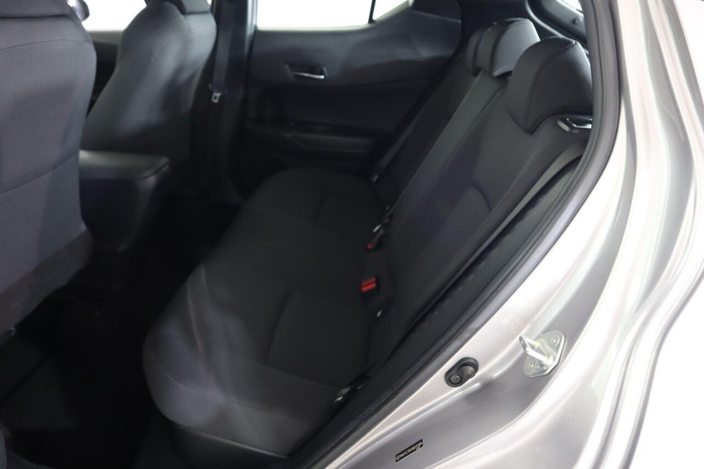 Used Toyota C-HR 2018 for sale - 77953215: Photo 14