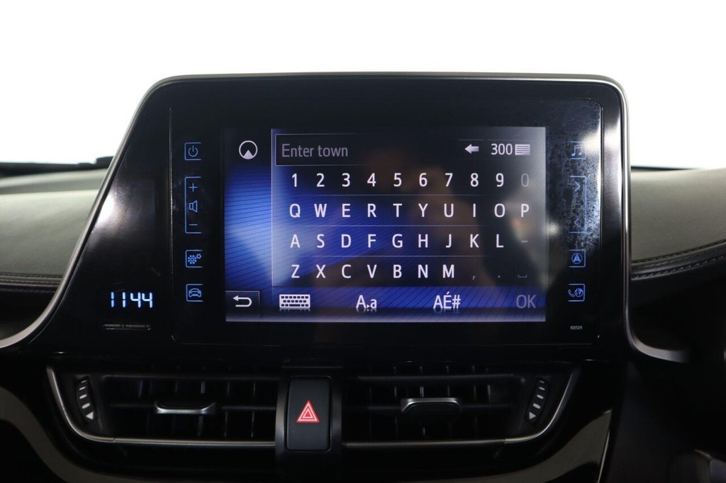 Used Toyota C-HR 2018 for sale - 77953215: Photo 31