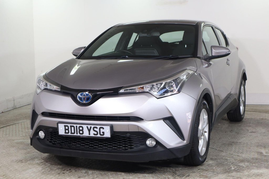 Used Toyota C-HR 2018 for sale - 77953215: Photo 4