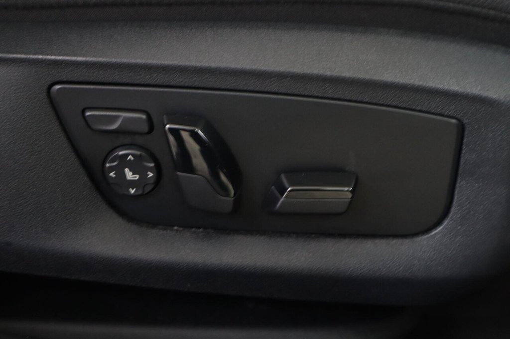 Used BMW 5 Series 2020 for sale - 76345476: Photo 28