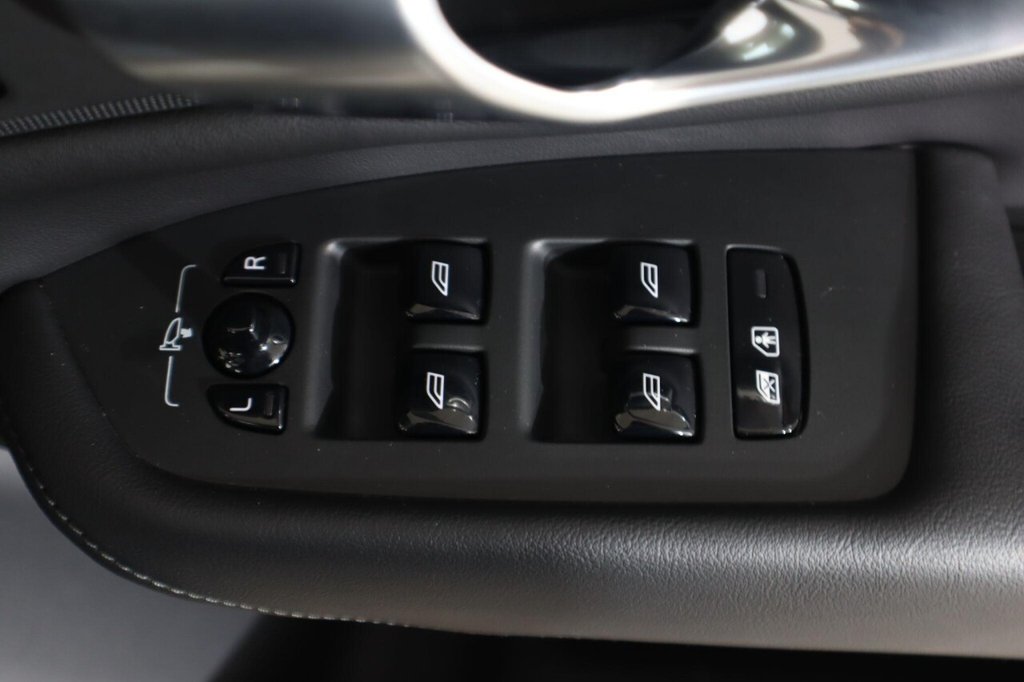 Used Volvo XC90 2023 for sale - 77157790: Photo 31